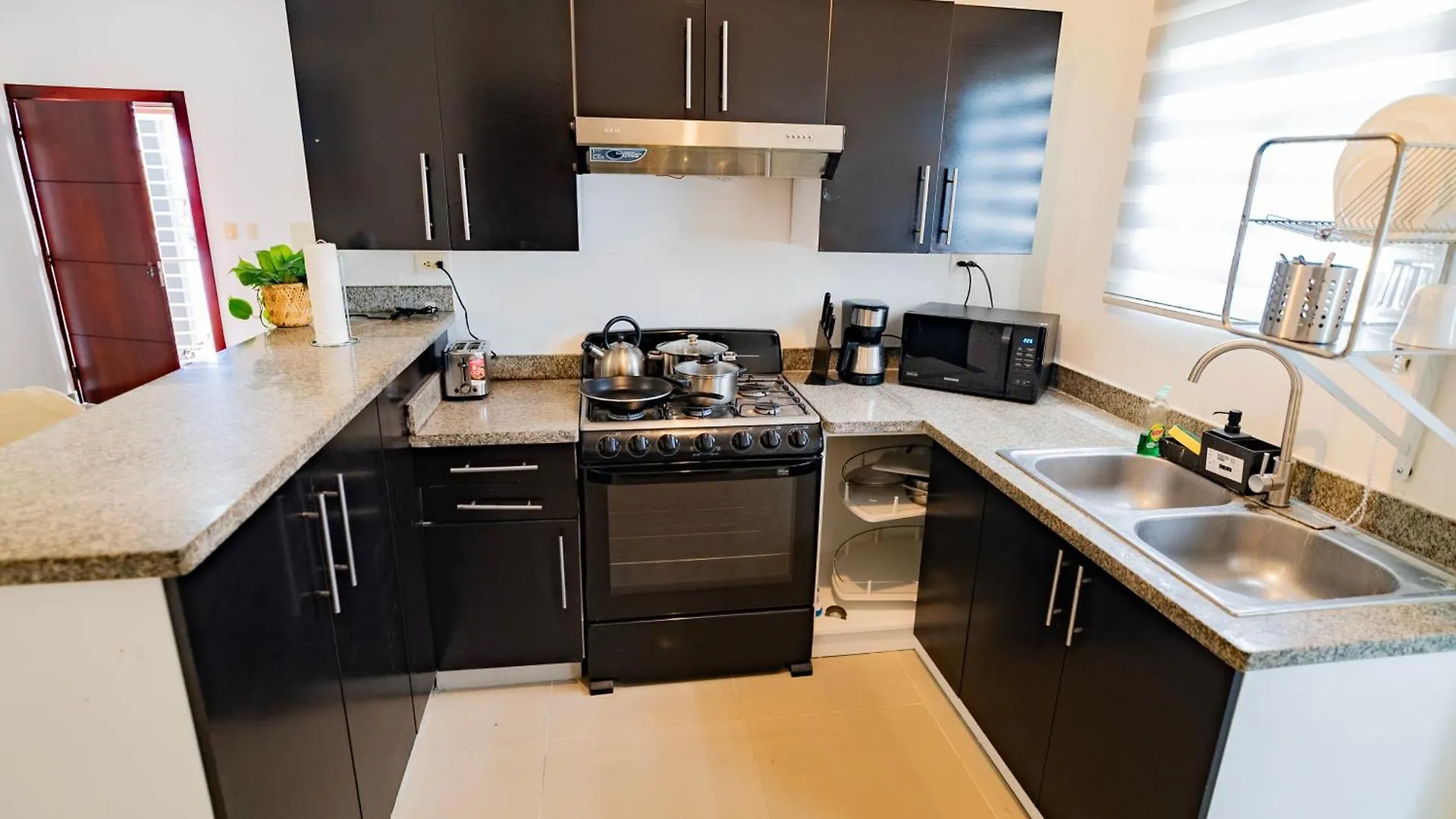 Caribbean Tropical Villa - Free Electricity Included Punta Cana